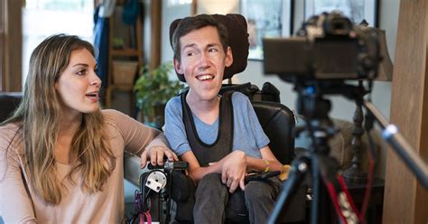 Nov. 1, 2022 - Disability stars Shane Burcaw and Hannah Aylward, best known for their viral YouTube videos under the name Squirmy and Grubs, will speak at Northern Kentucky University on Nov. 7. NKU’s College of Education will host the event funded by a grant received by NKU’s Supported Higher Education Project.